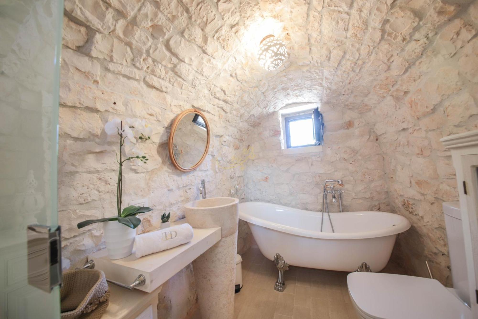 Td Trulli Della Lama Private Trulli With Pool Castellana Grotte Kültér fotó